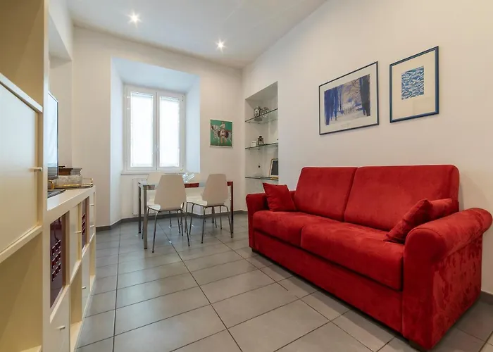 Guesthost - Porta Pia & Torlonia With Balcony Apartment *