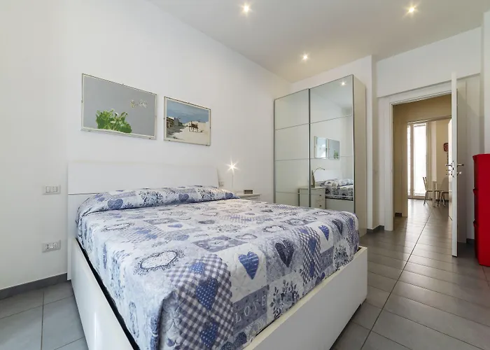 Apartamento Guesthost - Porta Pia & Torlonia With Balcony Roma