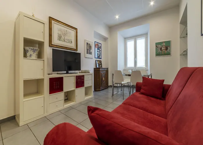 Guesthost - Porta Pia & Torlonia With Balcony * Roma
