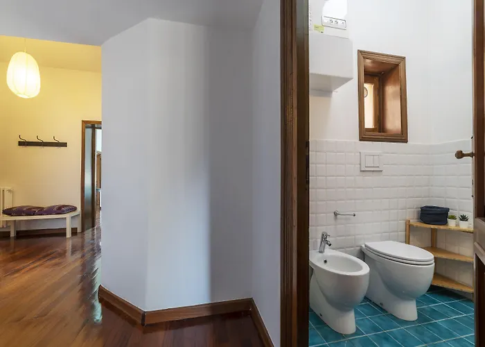 Guesthost - Porta Pia & Torlonia With Balcony Apartment Rom